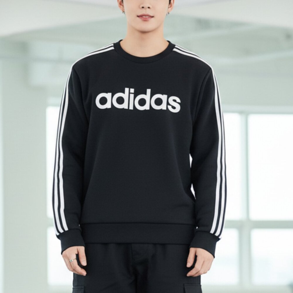 Adidas -  Classic Crewneck Sweatshirt Large